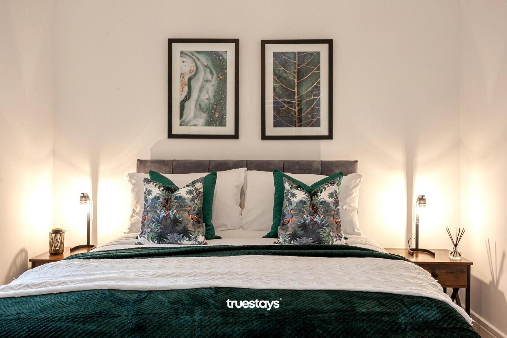 Ambassador House By Truestays - Luxury 4 Bedroom House In Stoke-On-Trent Etruria 外观 照片