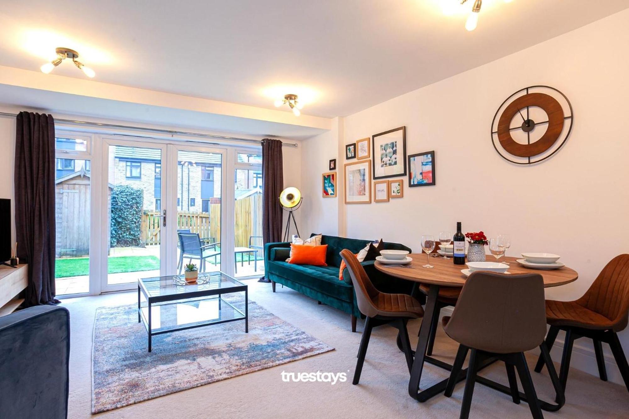 Ambassador House By Truestays - Luxury 4 Bedroom House In Stoke-On-Trent Etruria 外观 照片